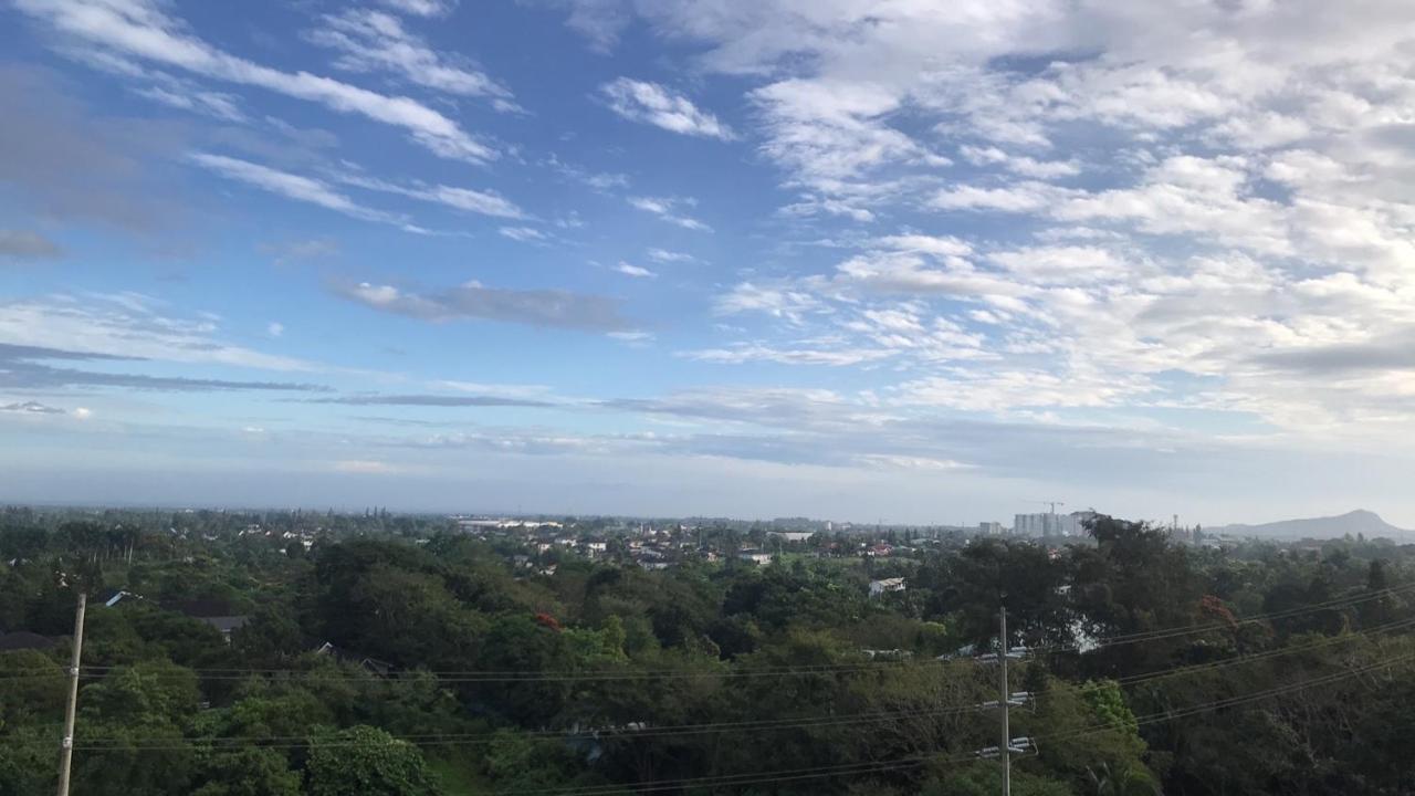 Cool Suites At Wind Residences Tagaytay Staycation- Im Hana 1 Tagaytay City Esterno foto